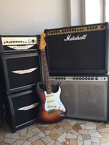 SQUIER JV SUNBURST VINTAGE 1982