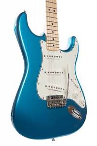 Fender Standard Stratocaster®, Maple Fingerboard, Lake Placid Blue