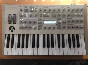 Access Virus TI Polar 37-key Synthesizer