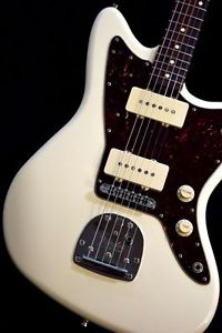 Fender Classic Player Jazzmaster Special Olympic White, Good Condition