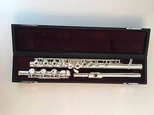Yamaha 461 YFL-461H Flute Solid 925 Sterling Silver Open Hole B Foot