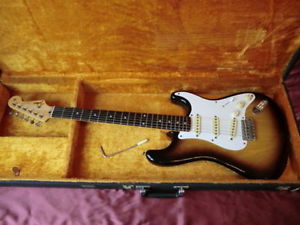 Tokai ST-60 SPRINGY SOUND Electric Guitar 1979 Sunburst Japan w/Hard Case