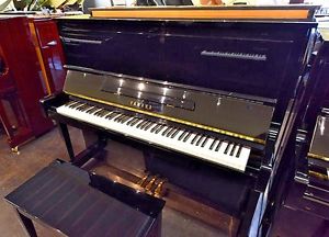 Yamaha U1 upright piano polished ebony Los Angeles 4626460