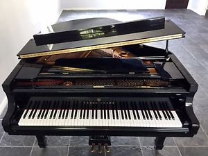 Baby Grand Piano Young Chang 5'7" Black Polished Ebony G-157 G 157 Pianos Cheng