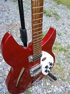 2012 Rickenbacker 330/12 Semi-Hollow Electric Guitar Ruby Red w/OHSC Make Offer!