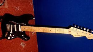 Fender stratocaster Eric Clapton Signature   Electric Guitar