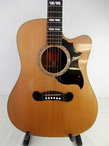 A+ 2002 Gibson Songbird Deluxe Electric Acoustic Guitar dreadnought case