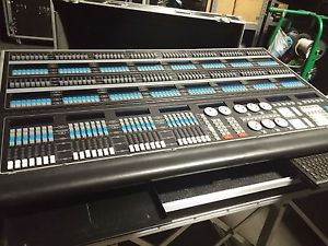 Avolites Diamond 4 Vision Lighting Console