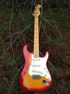 Vintage 1982 Fender Dan Smith Cherry Burst Stratocaster Video *KILLER!* WOW!