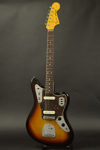 Fender Japan Jaguar JG66 3-Tone Sunburst Made in Japan Electric guitar