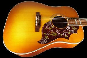 2016 GIBSON HUMMINBIRD STANDARD MONTANA  w LR BAGGS ANTHEM