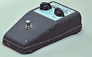 VOX Tone Bender V828 Ser No 1566886 60's Made in Italy for Thomas Organ Co