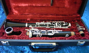 B-Klarinette "F.A.Uebel 621" deutsches System  generalüberholt