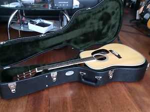 Martin HD35 Acoustic Guitars - Natural