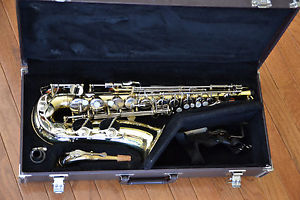 YAMAHA YAS-23 ALTO SAXOPHONE -  NEW PADS, PLAY TESTED,  PERFECTLY CLEAN