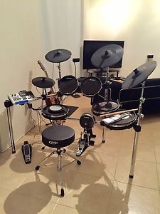 Alesis DM10 X Kit Electronic Drum Set + EXTRAS!!!