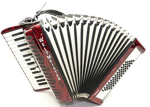 Akkordeon , Weltmeister Rubin, 60 Bass, wie NEU