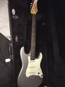 Schecter Custom Shop Nick Johnston Fender Ibanez Stratocaster