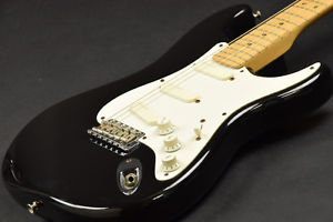 Fender Eric Clapton Stratocaster Blackie Lace Sensor, Regular Condition