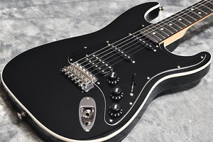 Fender Japan Exclusive Aerodyne Stratocaster Medium Scale HSS Gun Metal Blue