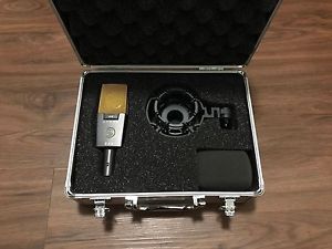 AKG C 414 XL II Condenser Wired Professional Microphone  MINT!!