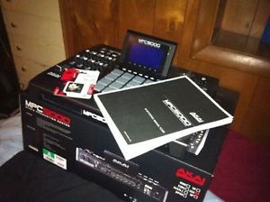 Akai Music Production Center (MPC 5000)