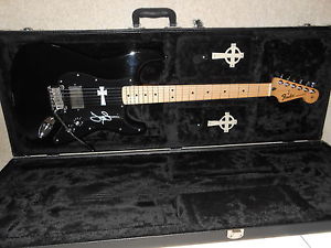 Fender Stratocaster Custom Build with Iommi Humbucker and case