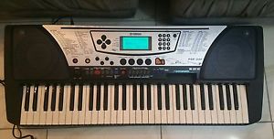 Yamaha PSR-340 Keyboard Workstation/Music Stand/Manual/Floppy Disc/Power Supply