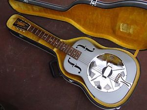 1935 NATIONAL DUOLIAN RESONATOR GUITAR