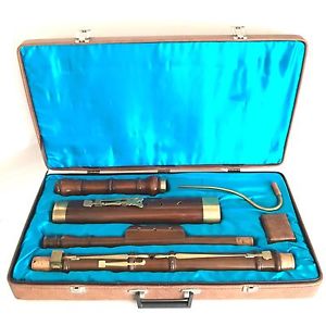 MOECK Bassoon. Vintage copy of Denner Baroque Antique Instrument A=440. PRISTINE