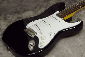 Fender Japan ST62-US Black, Good Condition
