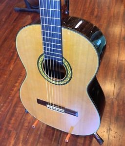 Takamine Pro Series H5 Hirade Classical Guitar, Natural with Case