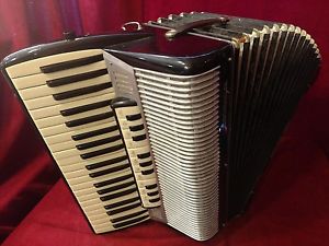 Vintage Tone Chamber Piano Accordion L Bonvicini LMMH 41/120 FOR PARTS OR REPAIR