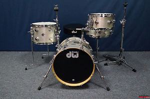 DW Mini Pro Shellset in "Silver Sparkle"  -  Made in Mexico, inkl. Hardware