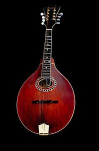 Eastman MD804 A style Oval Hole Mandolin Red Sunburst