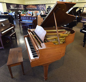 Yamaha G2 grand piano walnut Los Angeles E1268803