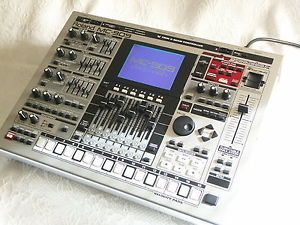 Roland MC-909 Stellar Condition!