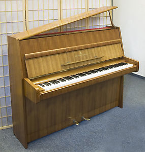 Steinway & Sons Klavier gebraucht, Z114, 5 J. Garantie