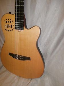 2016 Godin Multiac ACS SA Nylon Natural with gig bag