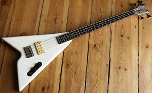 EXTREMELY RARE VINTAGE 1981-1982 KRAMER XKB 10 ALUMINUM NECK FLYING V BASS USA
