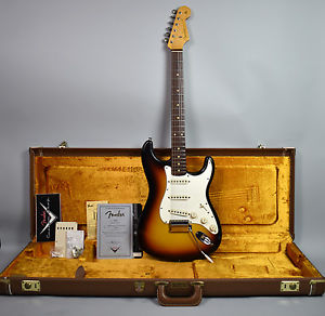 2005 Fender 1960 Custom Shop Stratocaster Sunburst Electric Guitar w/OHSC