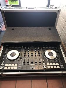 DDJ-SX2 Serato Performance DJ Controller Mixer W. ODYUSA Flight Case No Software