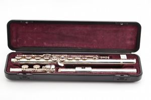 YAMAHA YFL-514 Flute Very Good Condition #66334