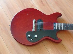 Vintage 1965 Gibson Melody Maker