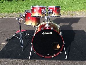 Yamaha Birch Custom Absolute Nouveau 4 Piece Drum Set Apple Sparkle Fade Japan