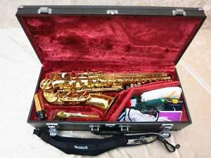 YAMAHA YAS-62Ⅱ Alto Saxophone Gold Lacquer Made in Japan Excellent condition