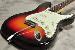 Vanzandt STV-R2 3-Tone Sunburst, Regular condition