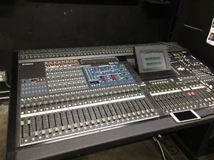 Yamaha PM5D Audio Console