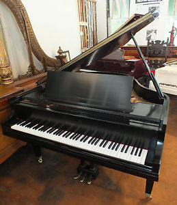 BALDWIN Ebony Finish BABY GRAND PIANO Free Delivery within 75 miles