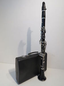Buffet Crampon E11 Bb Clarinet Outfit
